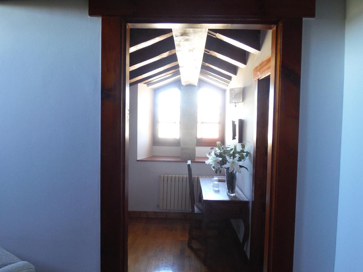 Posada Torre Palacio La Taxuela Villanueva la Lastra Exteriör bild