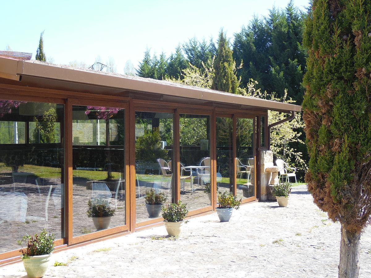 Posada Torre Palacio La Taxuela Villanueva la Lastra Exteriör bild